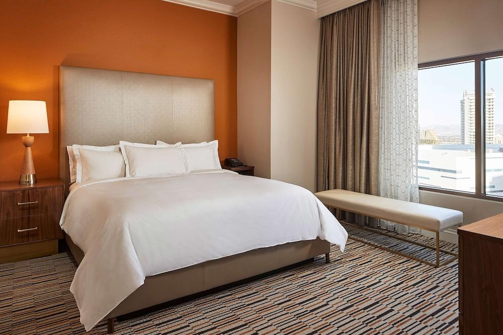 Hilton Grand Vacations Club on the Las Vegas Strip photo 5