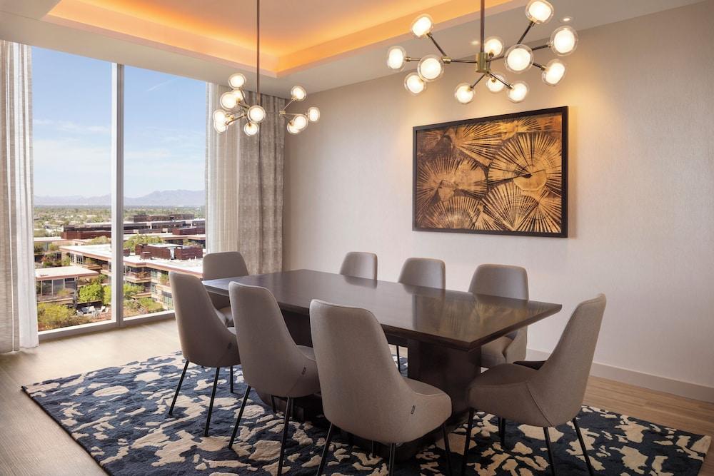 Caesars Republic Scottsdale, a Hilton Hotel photo 27