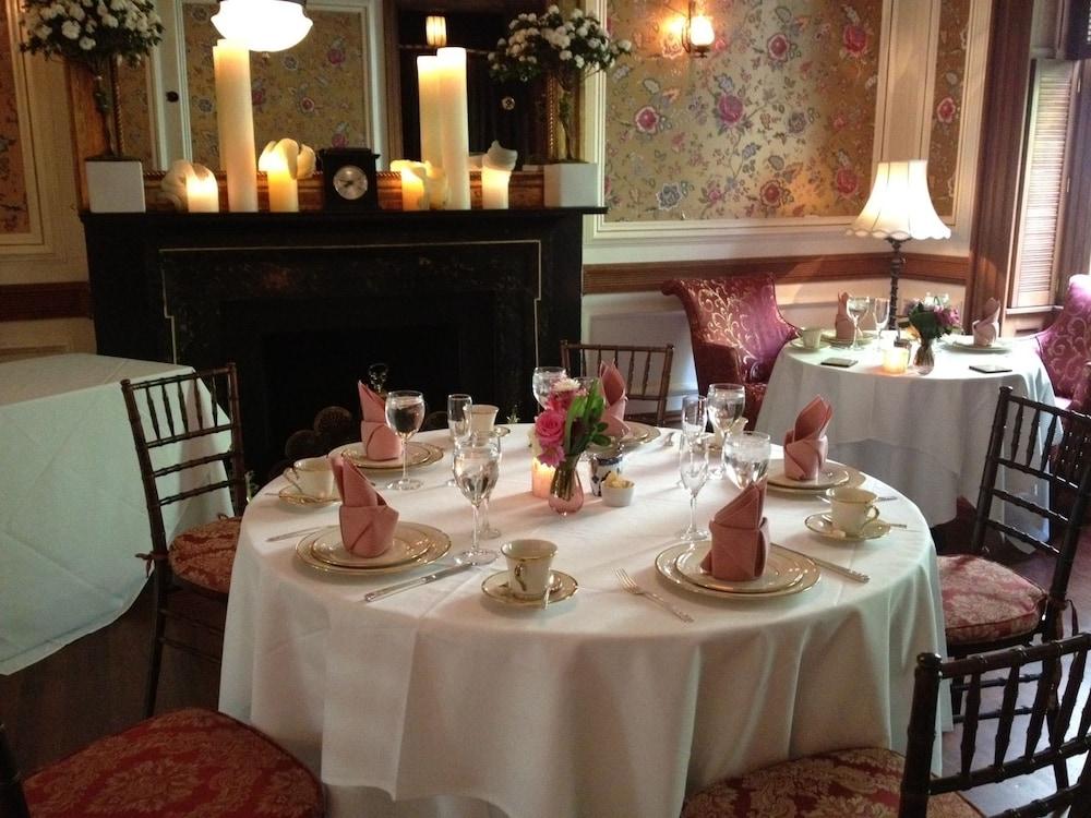 The Inn at Irving Place photo 20