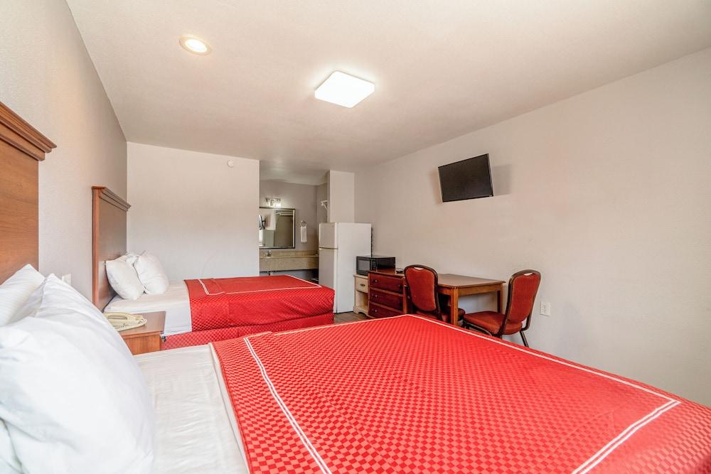 OYO Budget Inn Falfurrias Hwy 281 photo 56