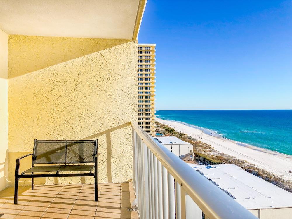 Summit Beach Resort by H2O VR photo 29