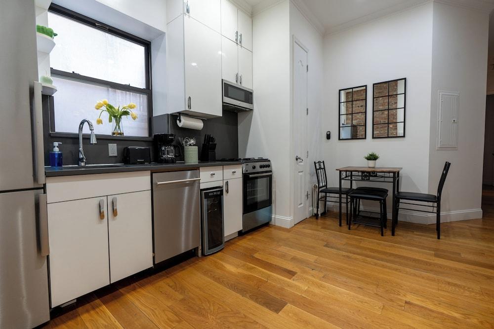 Elegant Harlem Suites photo 25