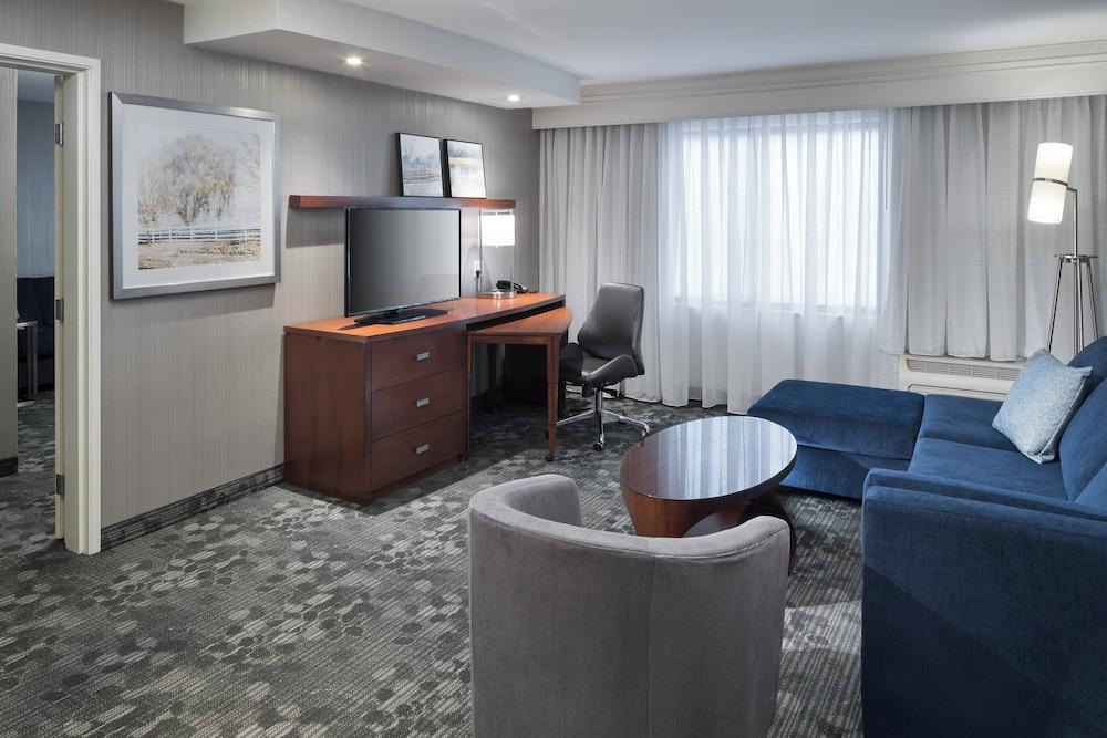 Courtyard by Marriott West Orange photo 15