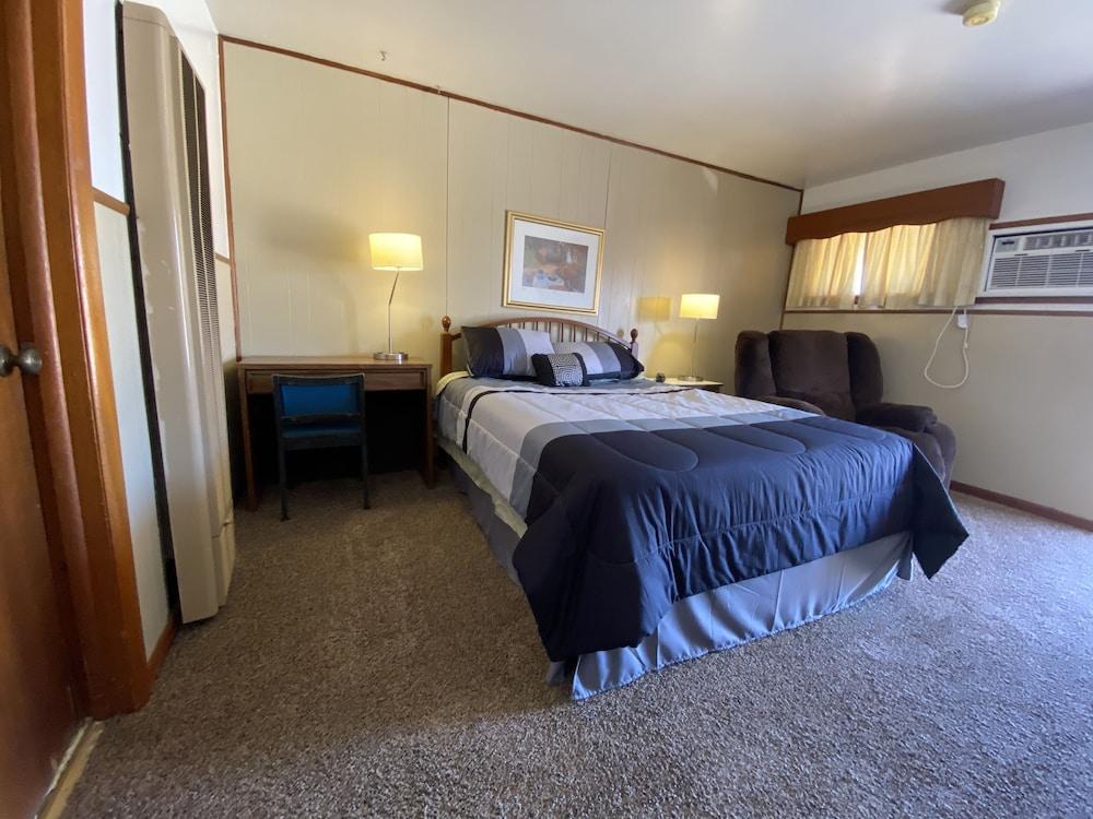 Duffer Motel photo 19