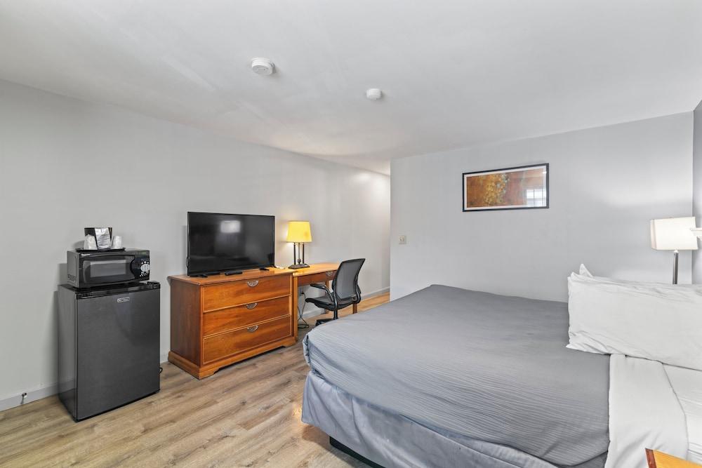 Knights Inn Danvers photo 15