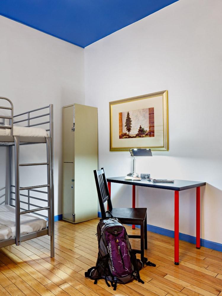 Central Park West Hostel photo 5