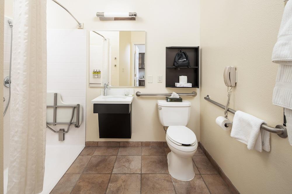 Candlewood Suites Bellevue by IHG photo 24