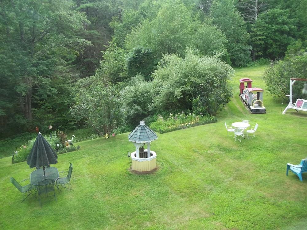 Lake Winnipesaukee Motel photo 50