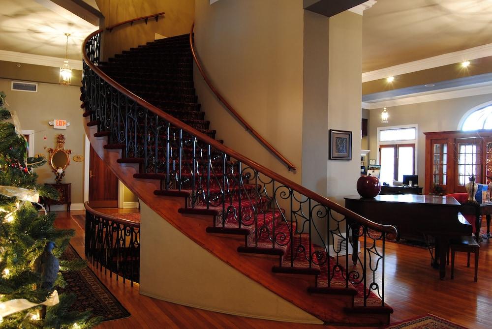 Mimslyn Inn Historic Hotels Of America photo 48
