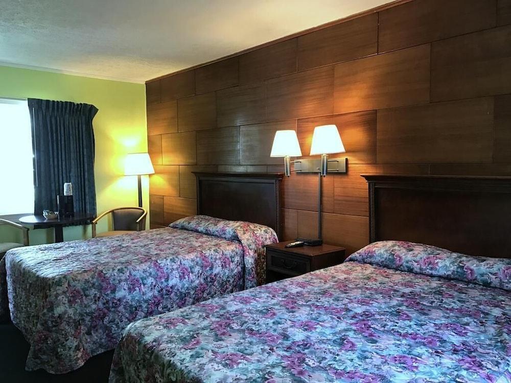 OYO Hotel Economy Inn US-29 Danville photo 24