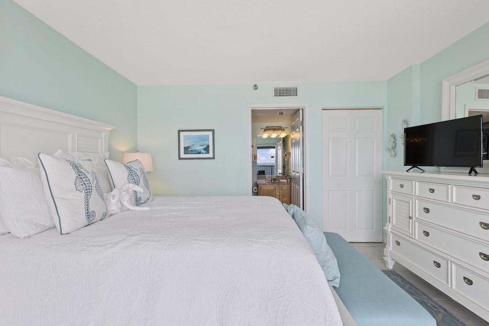 Tropical Suites at Sunglow Resort photo 41