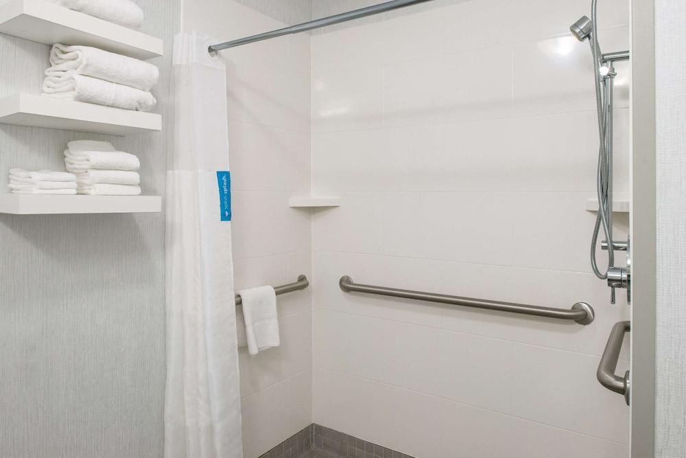 Hampton Inn Ft Lauderdale-Plantation photo 33
