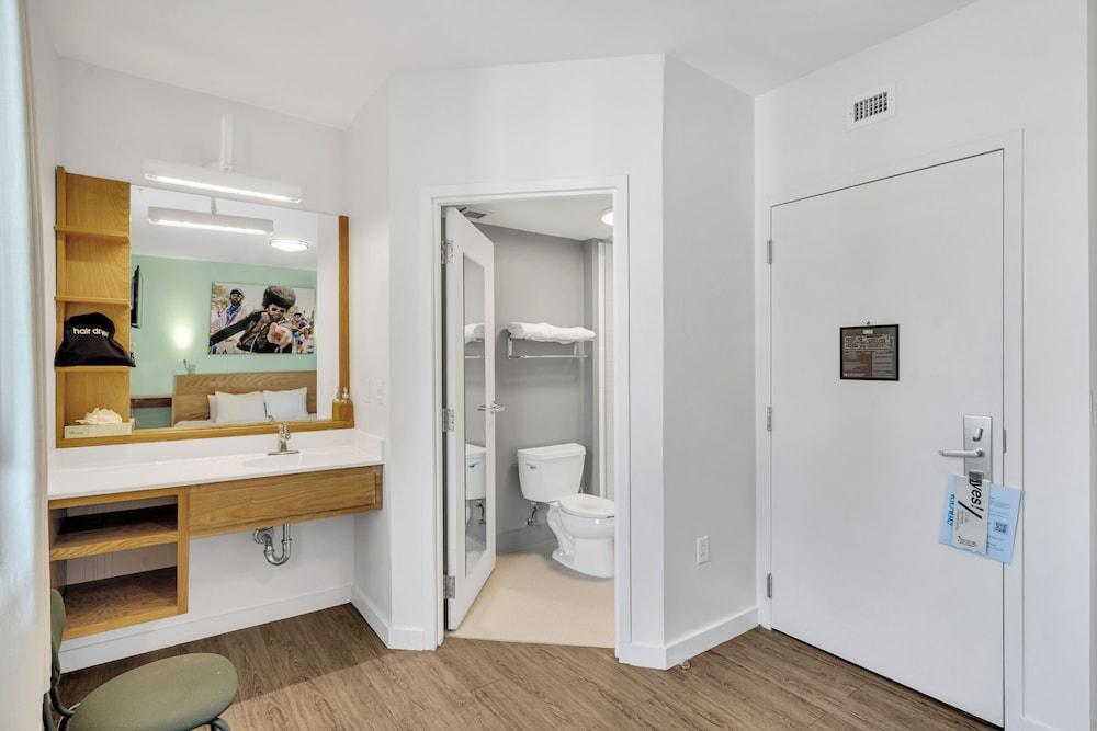 The Quisby Hotel photo 60