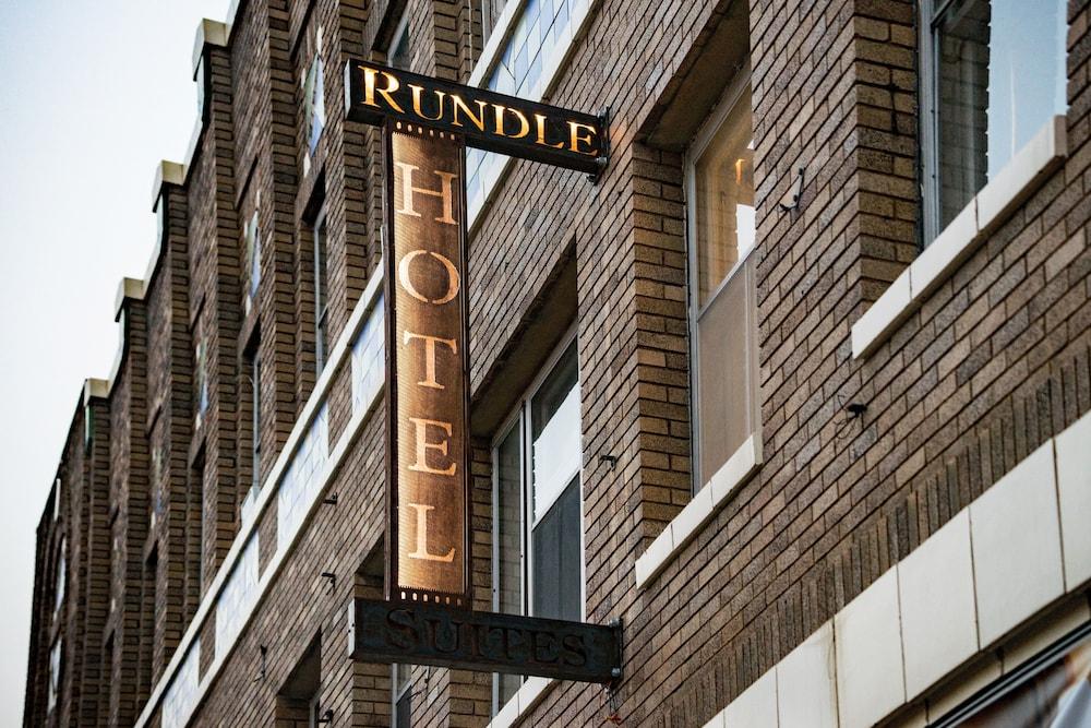 Rundle Suites photo 3
