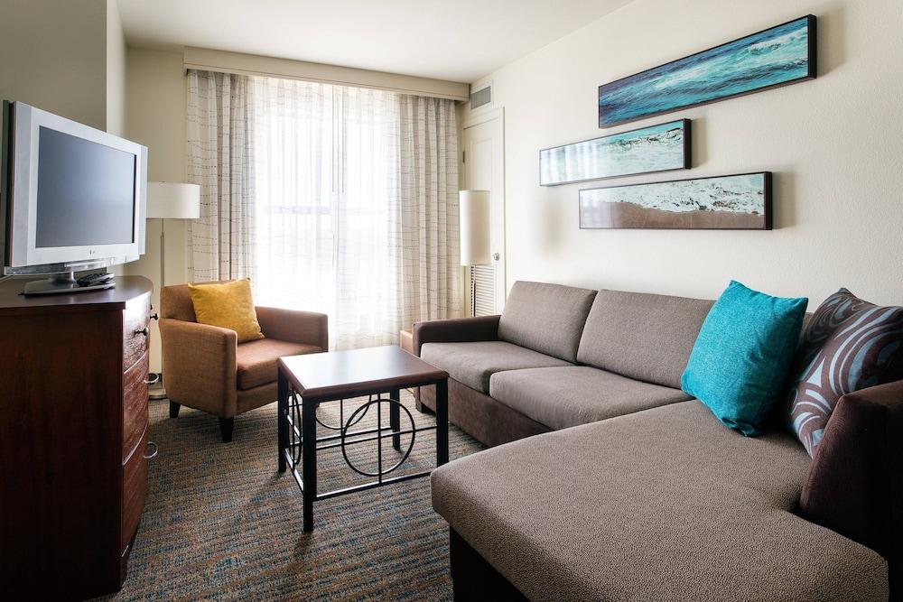 Residence Inn by Marriott San Diego Oceanside photo 8