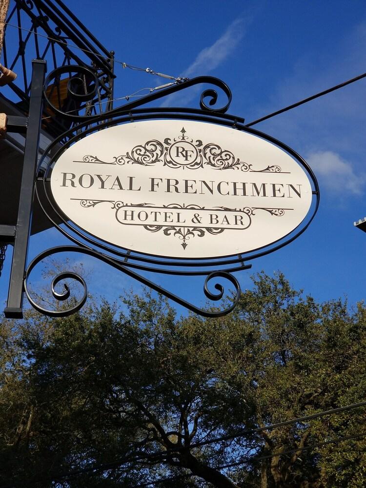 Royal Frenchmen Hotel and Bar photo 14
