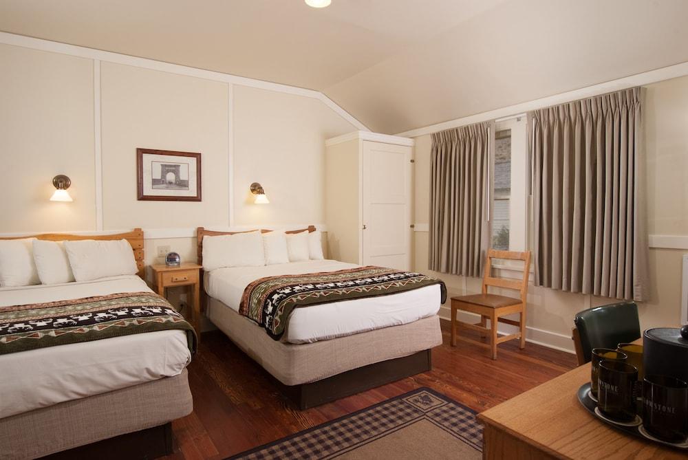 Mammoth Hot Springs & Cabins - Inside the Park photo 30