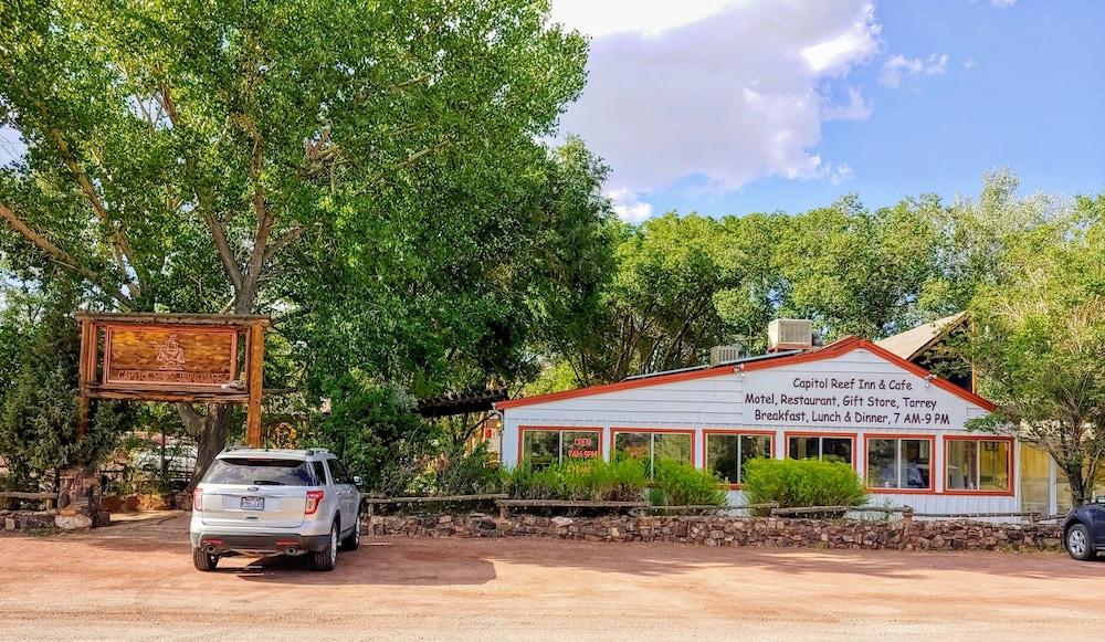 Capitol Reef Inn & Cafe photo 8