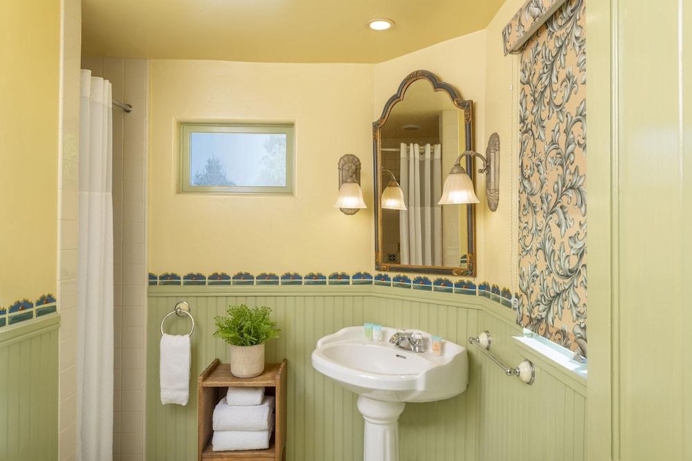 The Pierpont Inn photo 12