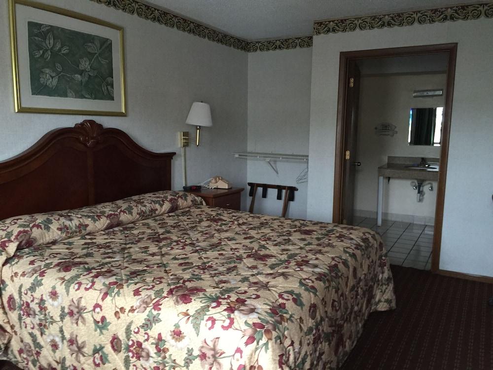 Executive Inn photo 3