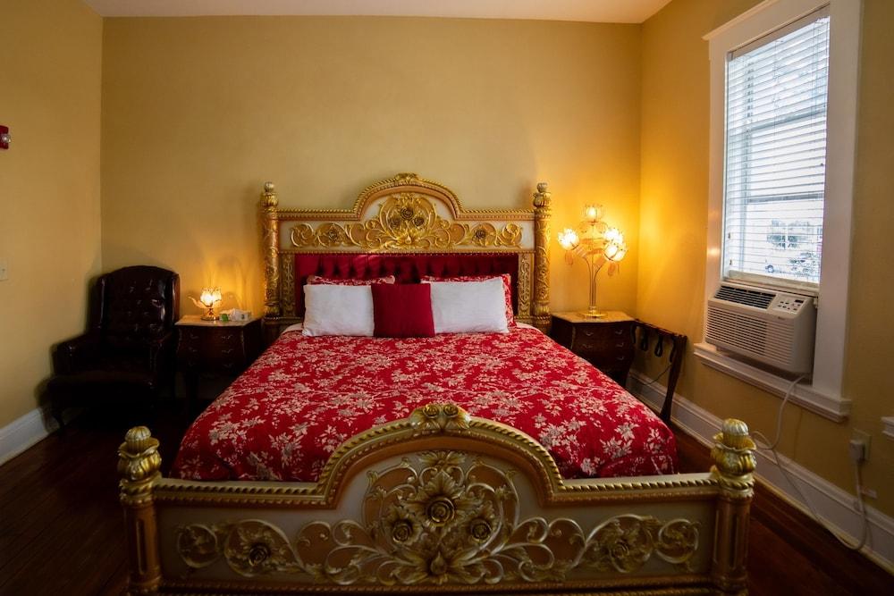 Oak Tree Hotel photo 47