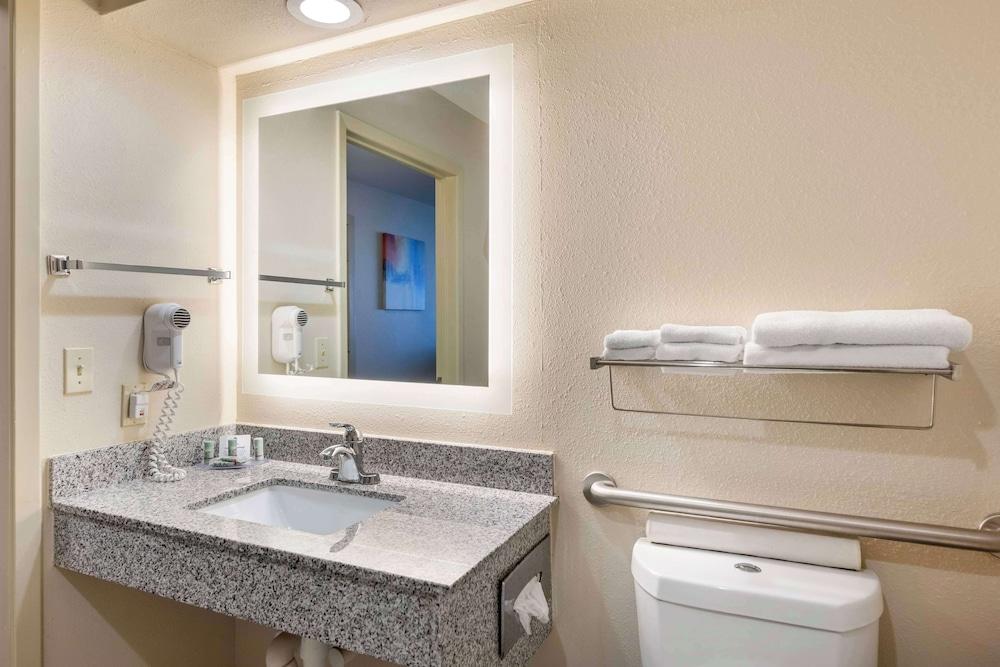 Best Western Post Inn photo 41