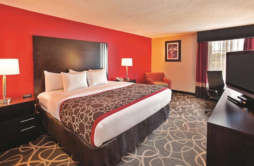 La Quinta Inn & Suites Summersville / New River National Park photo 19