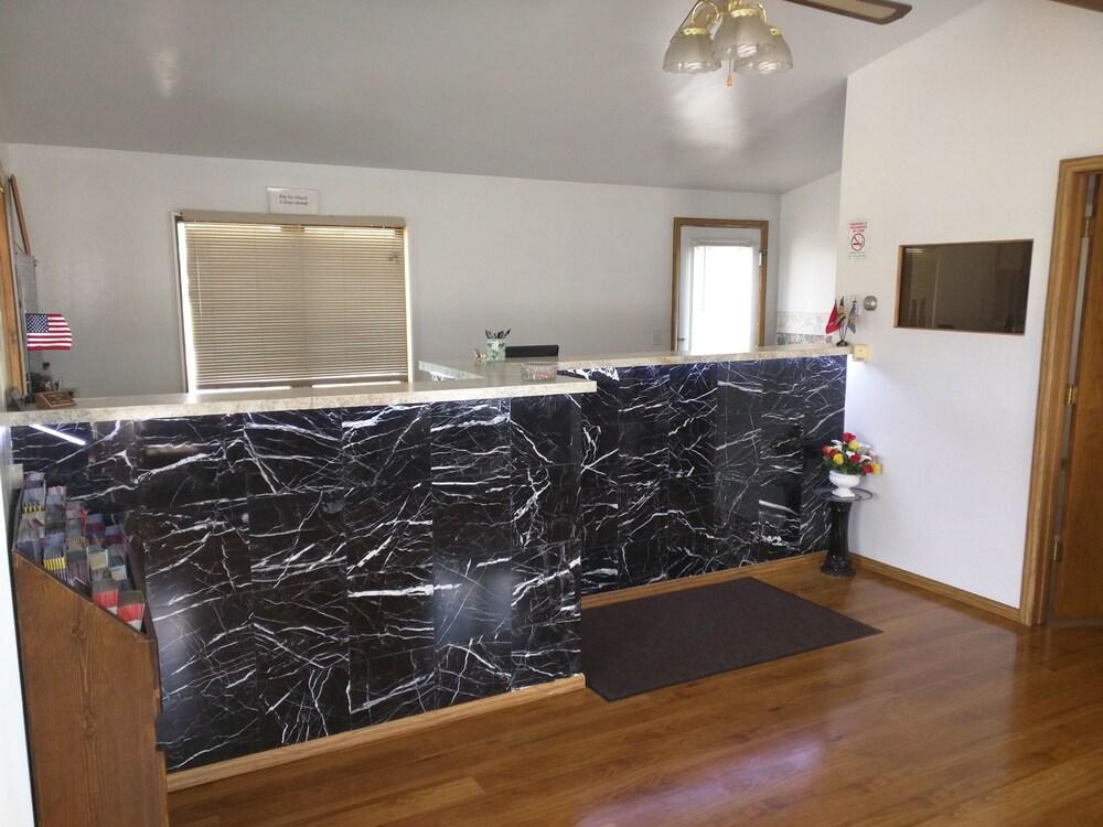 Skyview Motel photo 5