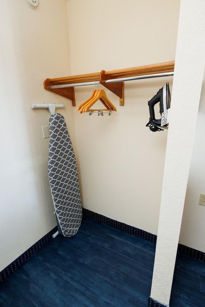 Garnet Inn & Suites, Orlando photo 53