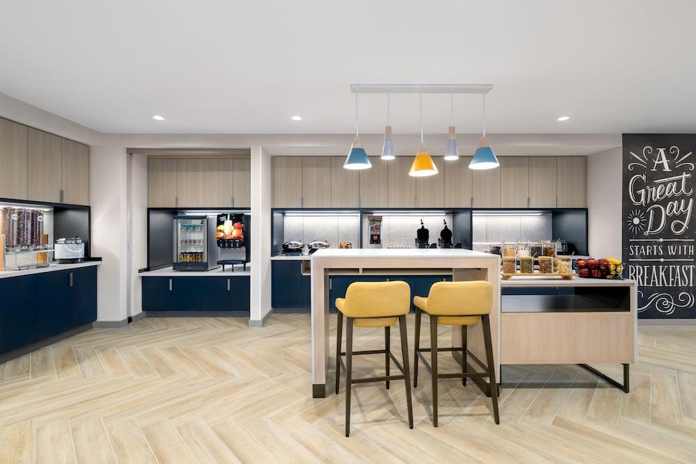 Towneplace Suites By Marriott Geneva photo 35