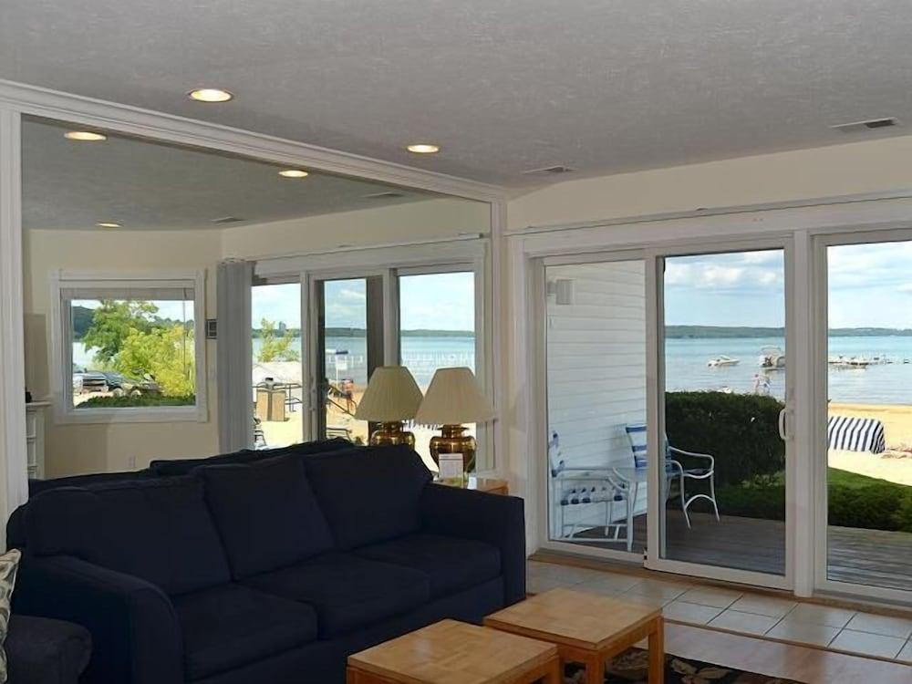 Beach Condominium Hotel photo 80