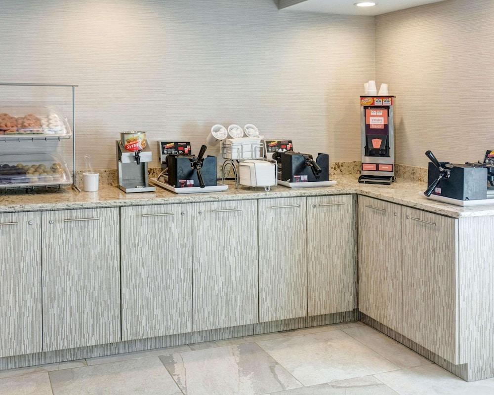 Comfort Inn Williamsburg Gateway photo 26
