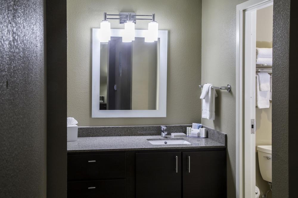 TownePlace Suites Oxford photo 34