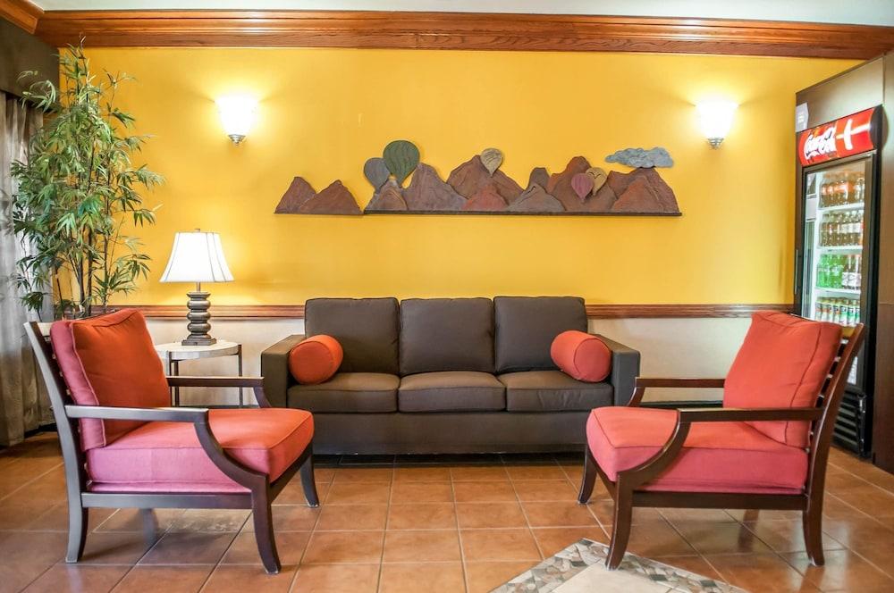 Comfort Suites Albuquerque/North Journal Center photo 36