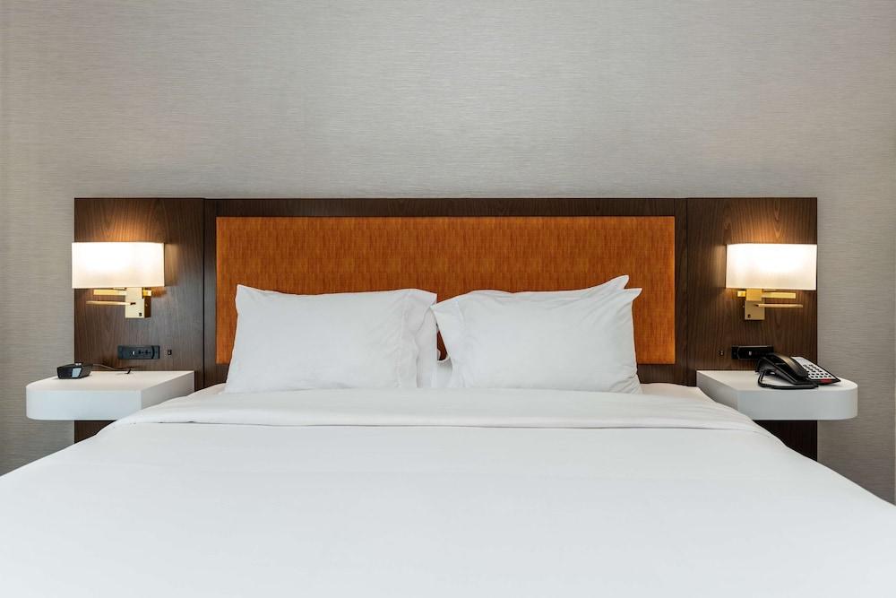 Hampton Inn & Suites Houston Sugar Land photo 22