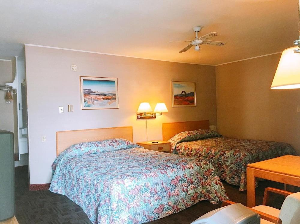 Appletree Inn photo 15