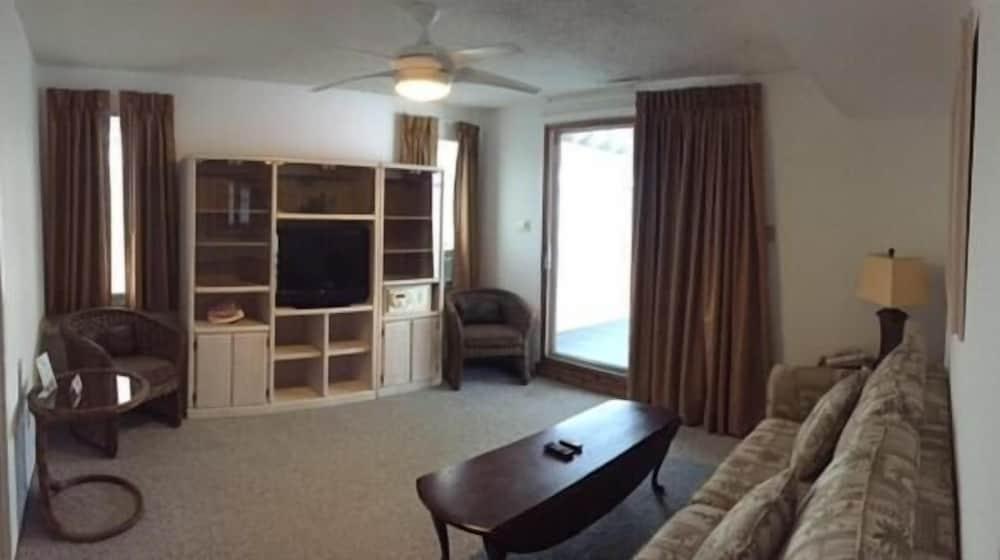 Sea N Sun Resort photo 15