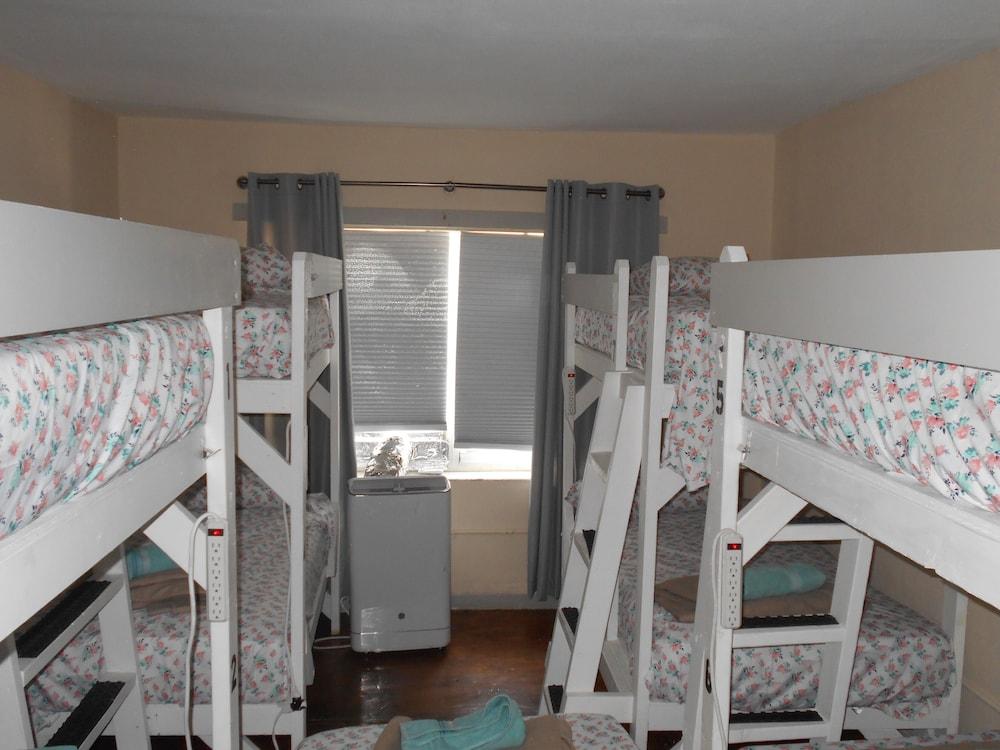Hoosville Hostel photo 60