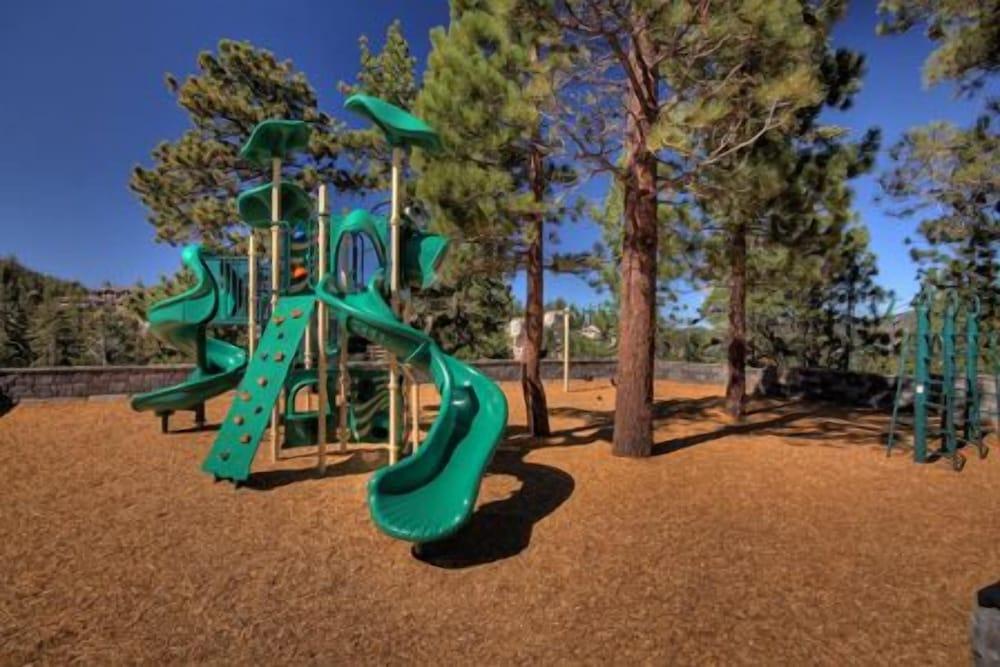 Ridge Crest photo 21
