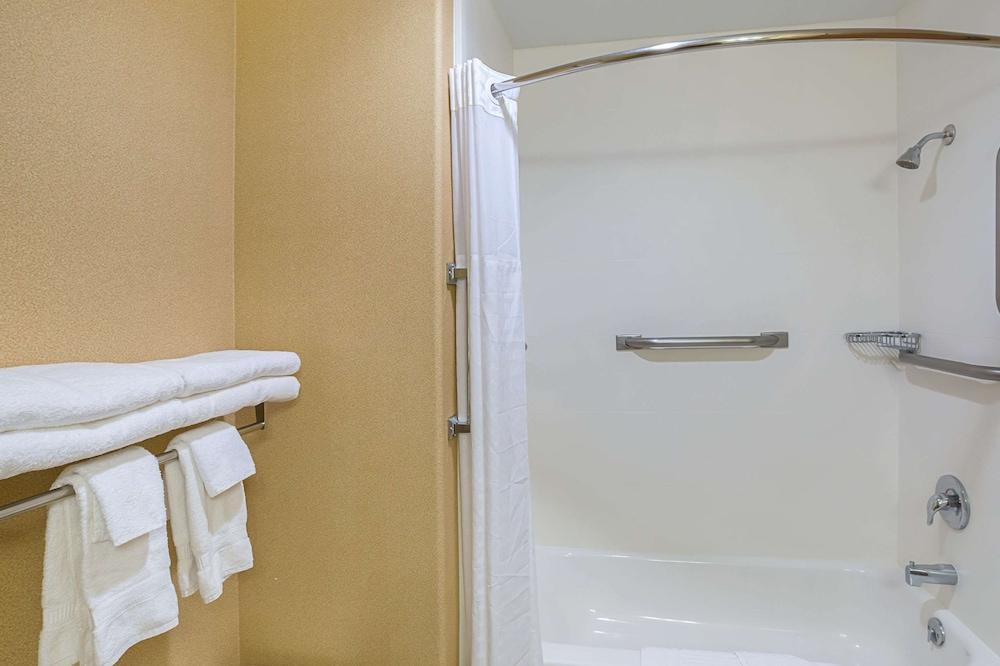 Quality Inn York photo 41