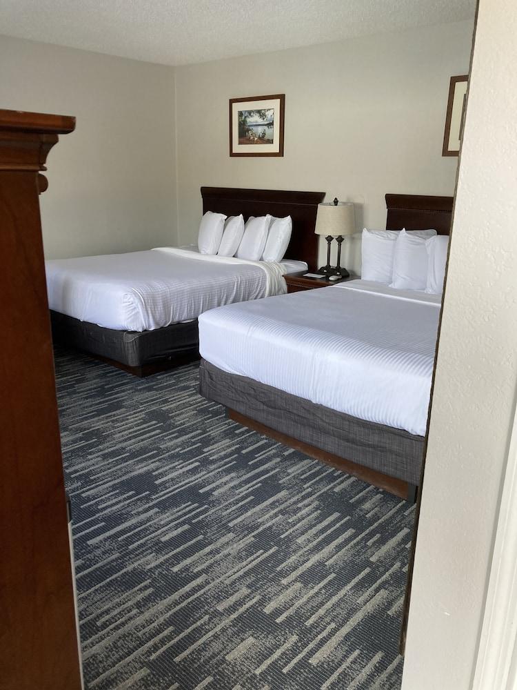 Park Lane Motel photo 51