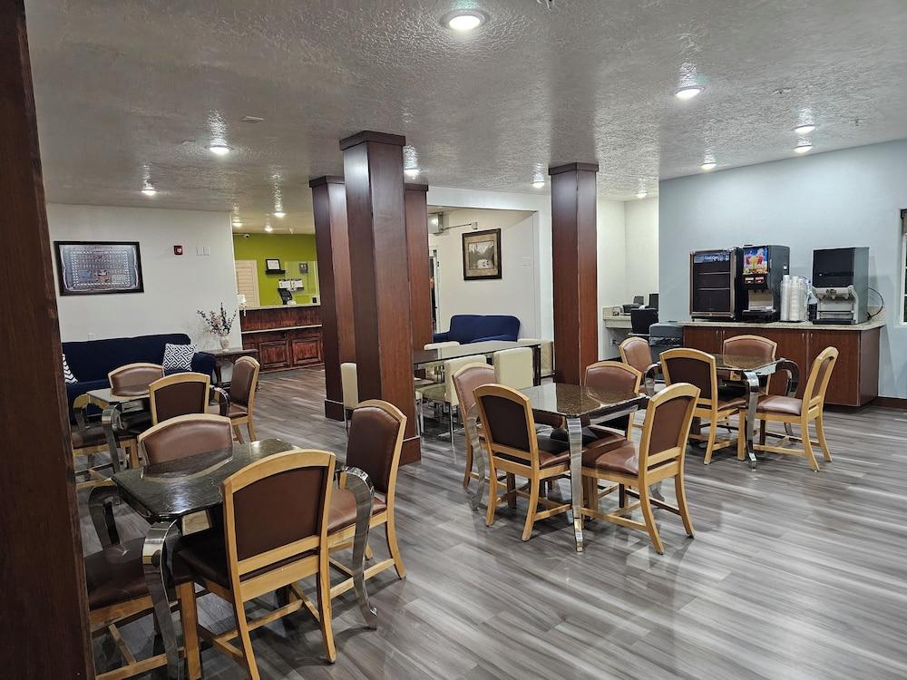 Executive Inn and Suites Extended Stay in Vernal photo 46