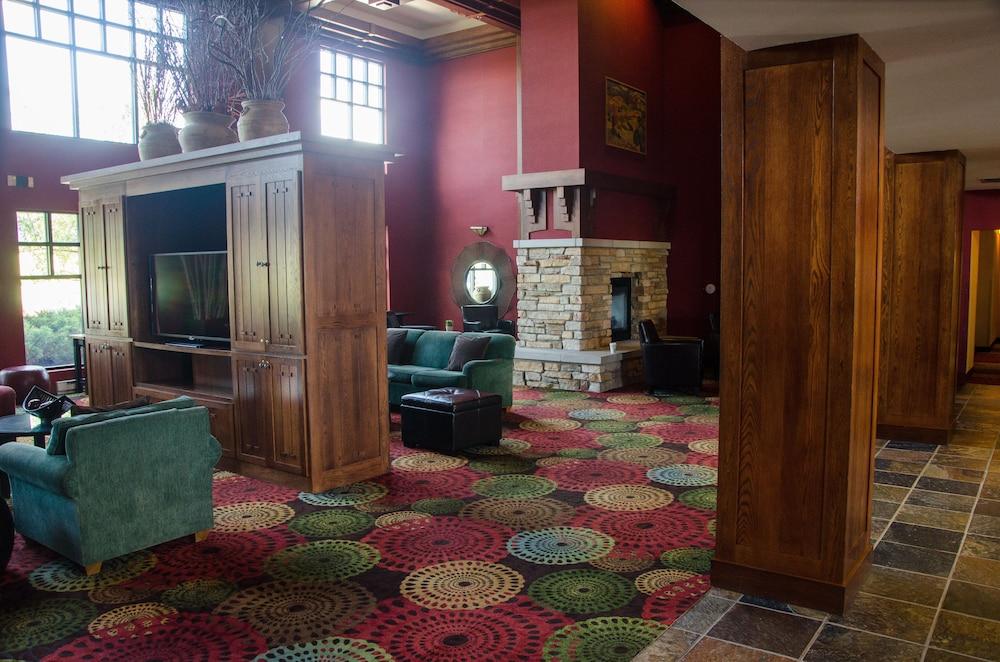 Holiday Inn Pewaukee - Milwaukee West by IHG photo 27