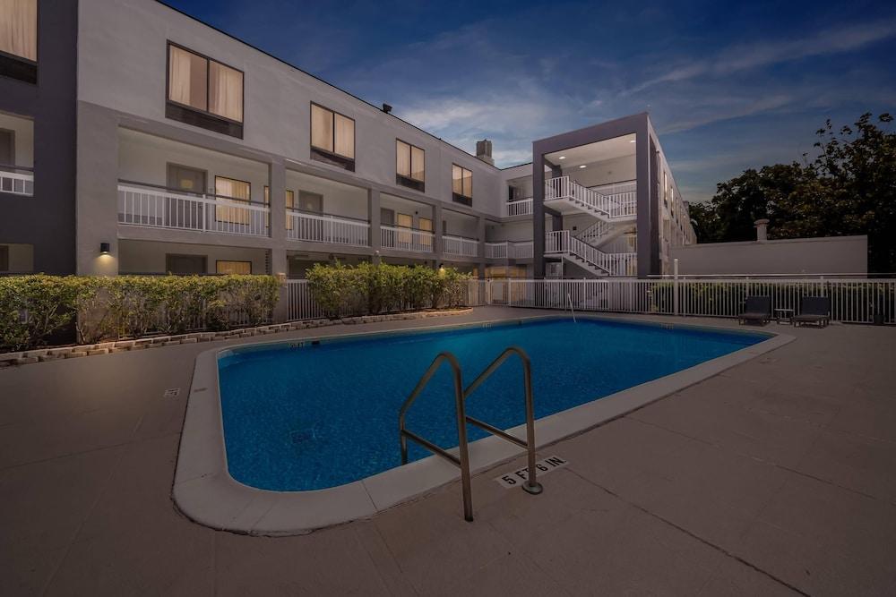 Quality Inn Orlando Near International Drive photo 50