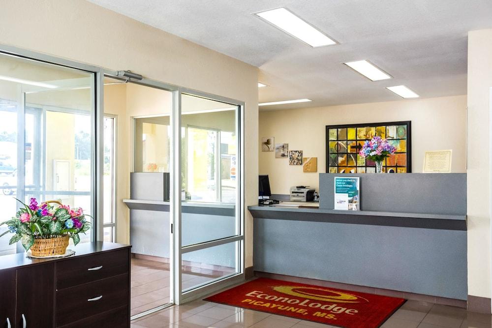 Econo Lodge Picayune photo 28