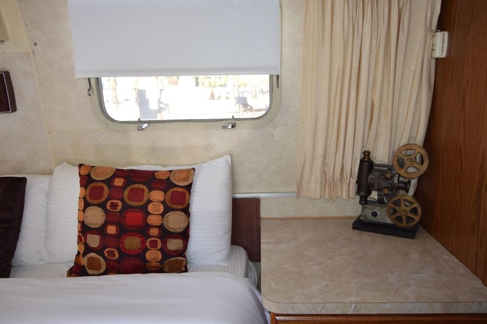 Palm Canyon Hotel & RV Resort photo 18