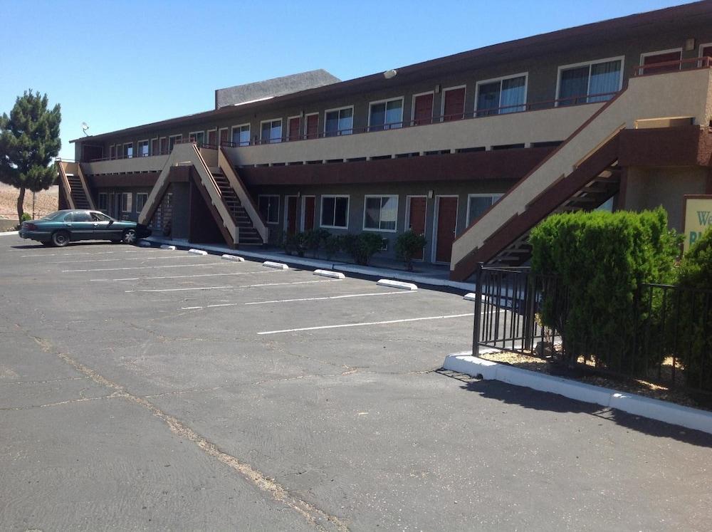 Budget Inn Barstow photo 1