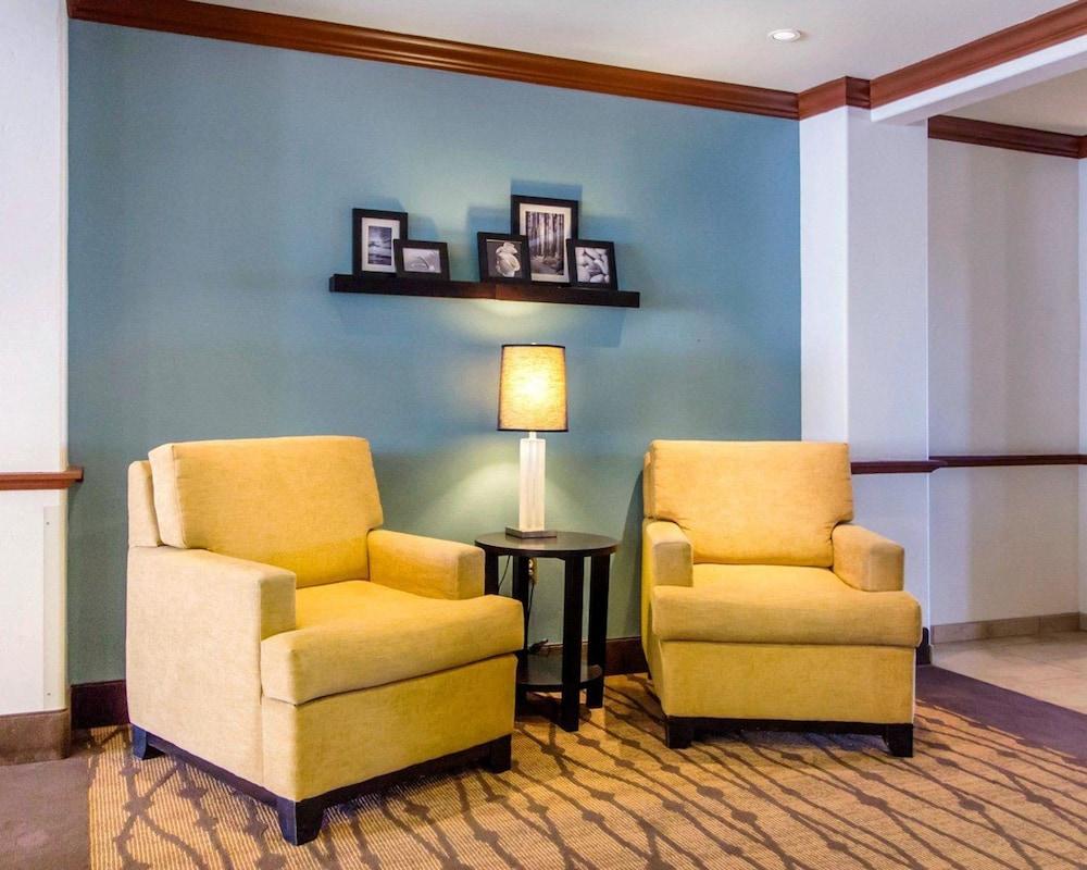 Sleep Inn & Suites Evansville - Casper photo 3