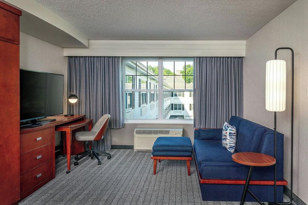 Courtyard by Marriott Hadley Amherst photo 16