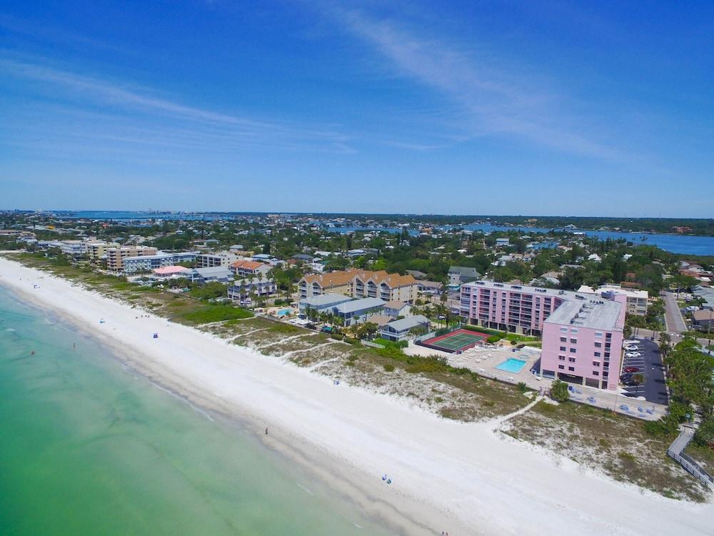 Kandy's Kondo — hotel in Indian Rocks Beach